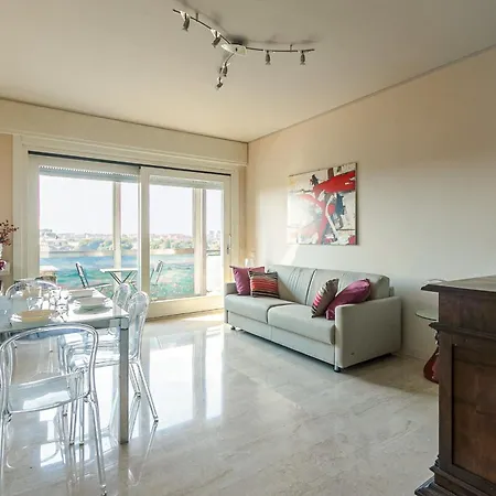 Daire Melchiorre Gioia Vista Alpi With Terrace By Halldis *