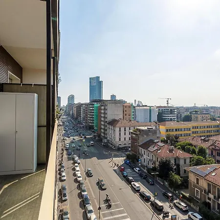 Melchiorre Gioia Vista Alpi With Terrace By Halldis Апартаменты *